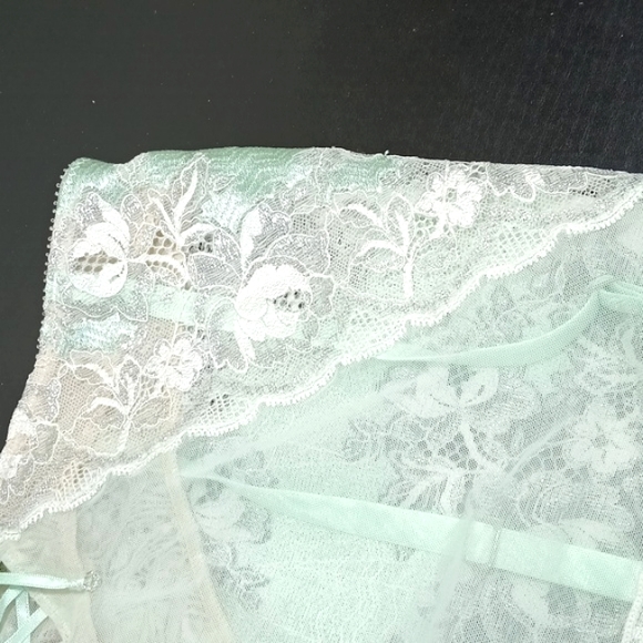 NWT Victorias Secret Sexy Seduction Lace Garter Skirt Mint Green 💚 Size M - Picture 4 of 16